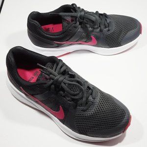 SALE Nike Women's Run Swift 2 Size 6 Dark Smoke Gray Fireberry Black